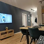 Modern Apartmán *